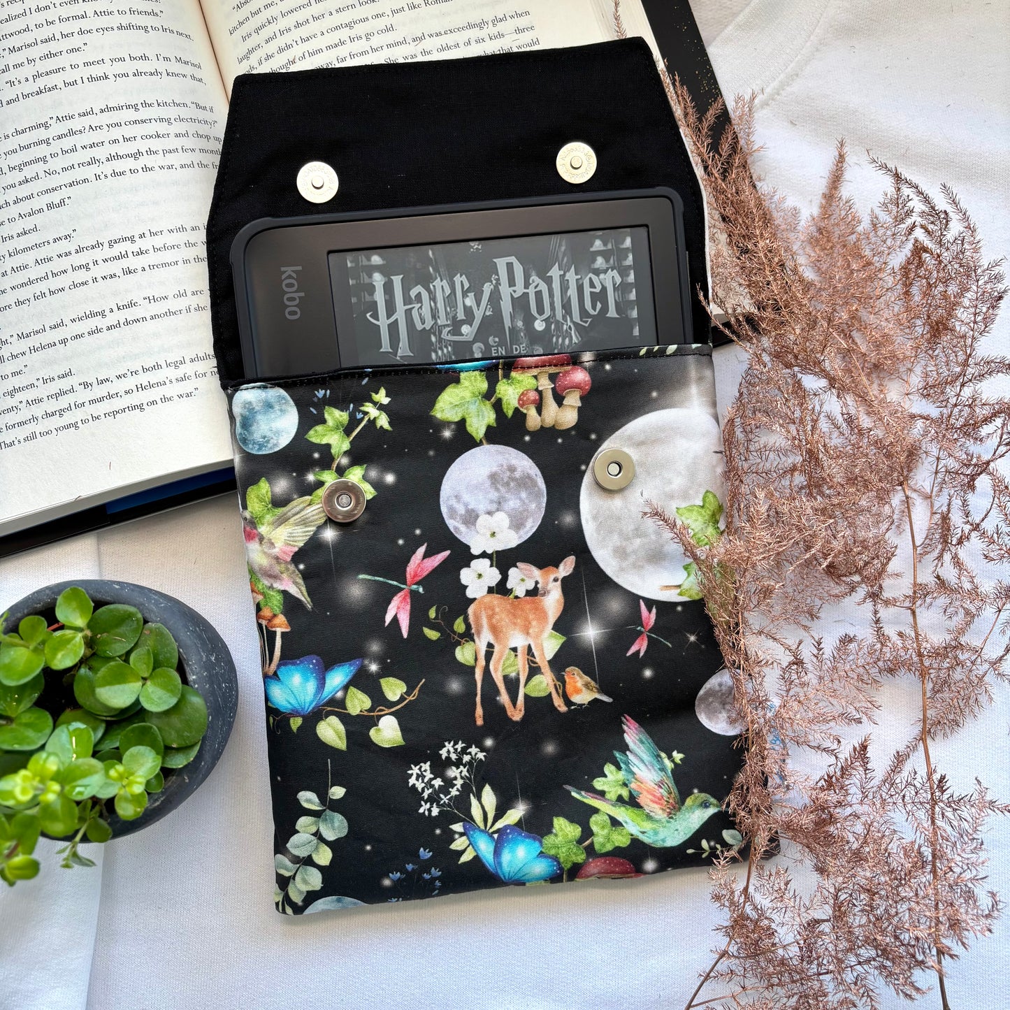 E-reader Sleeve Fantasy Forest