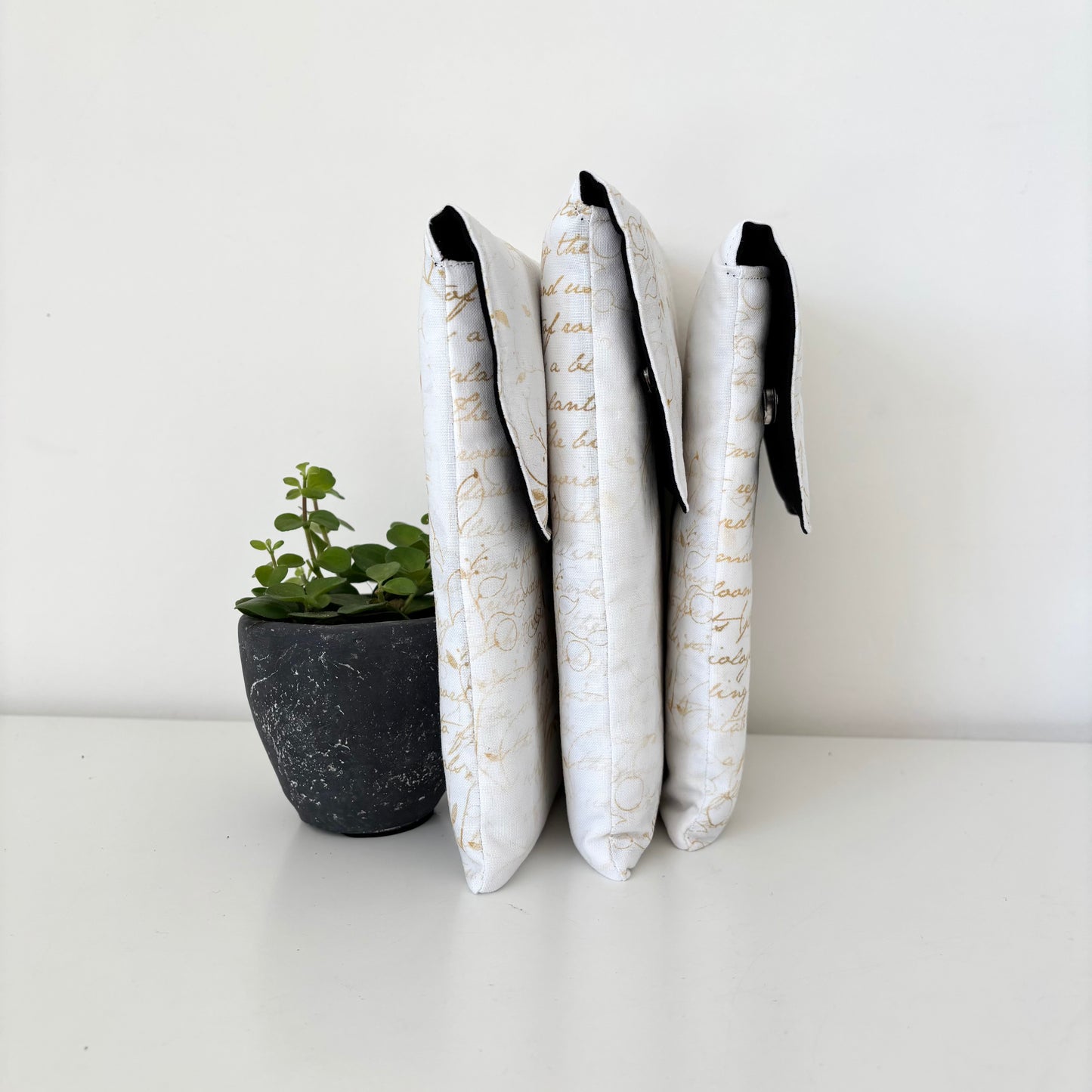 E-reader Sleeve Scribe