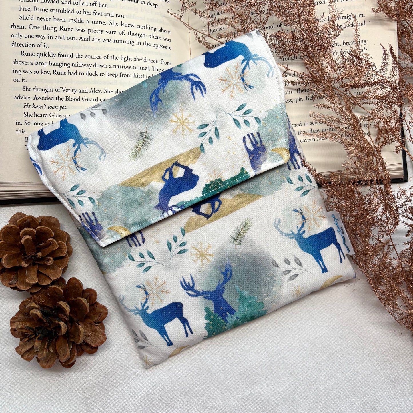 E-reader Sleeve Winter Fantasy