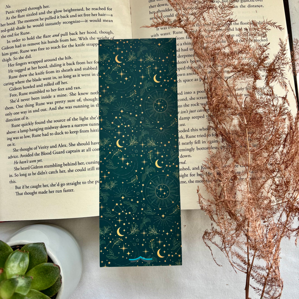 Papieren boekenlegger Starlit Garden