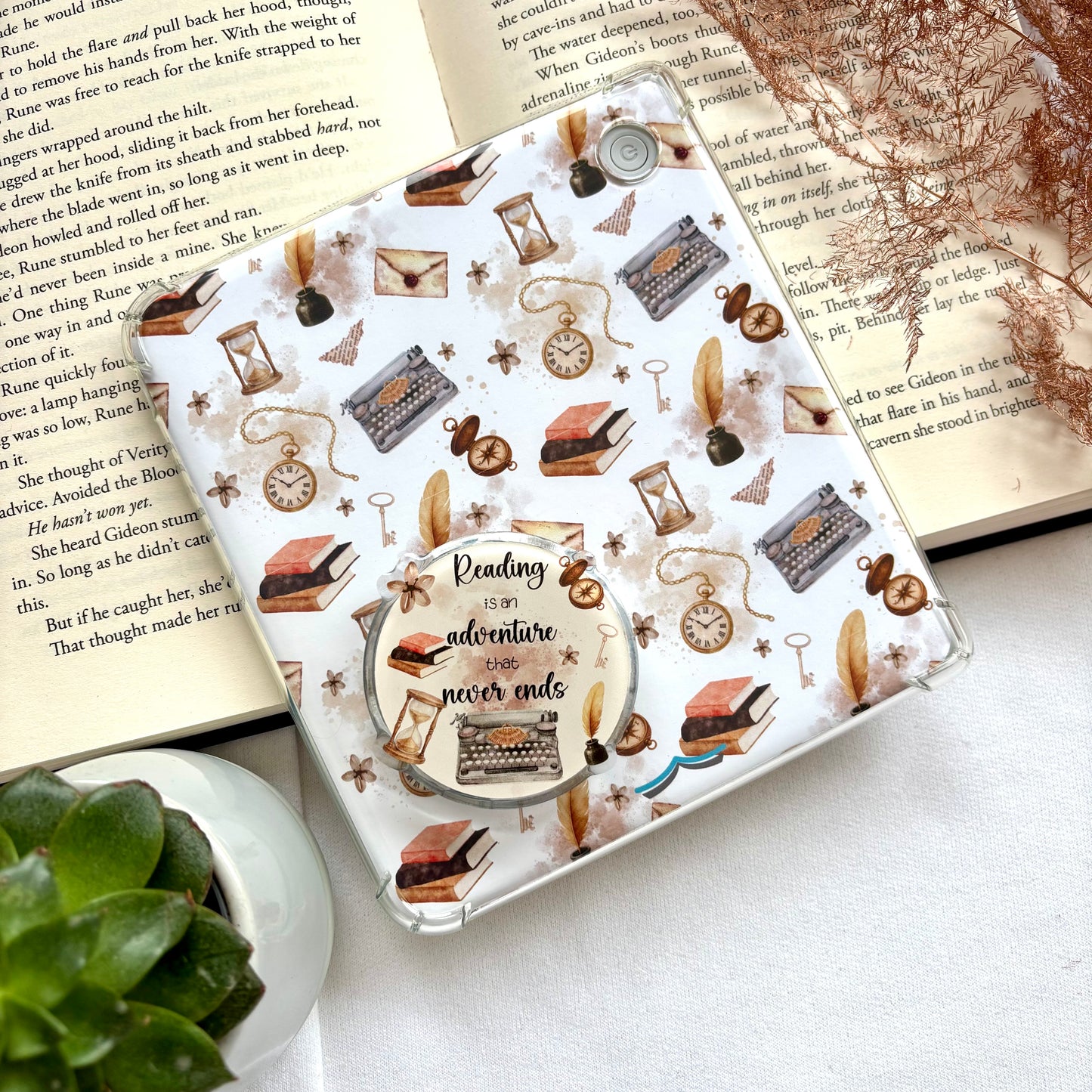 E-reader Insert Adventurous Letters
