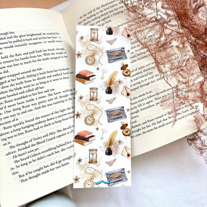 Papieren boekenlegger Adventurous Letters