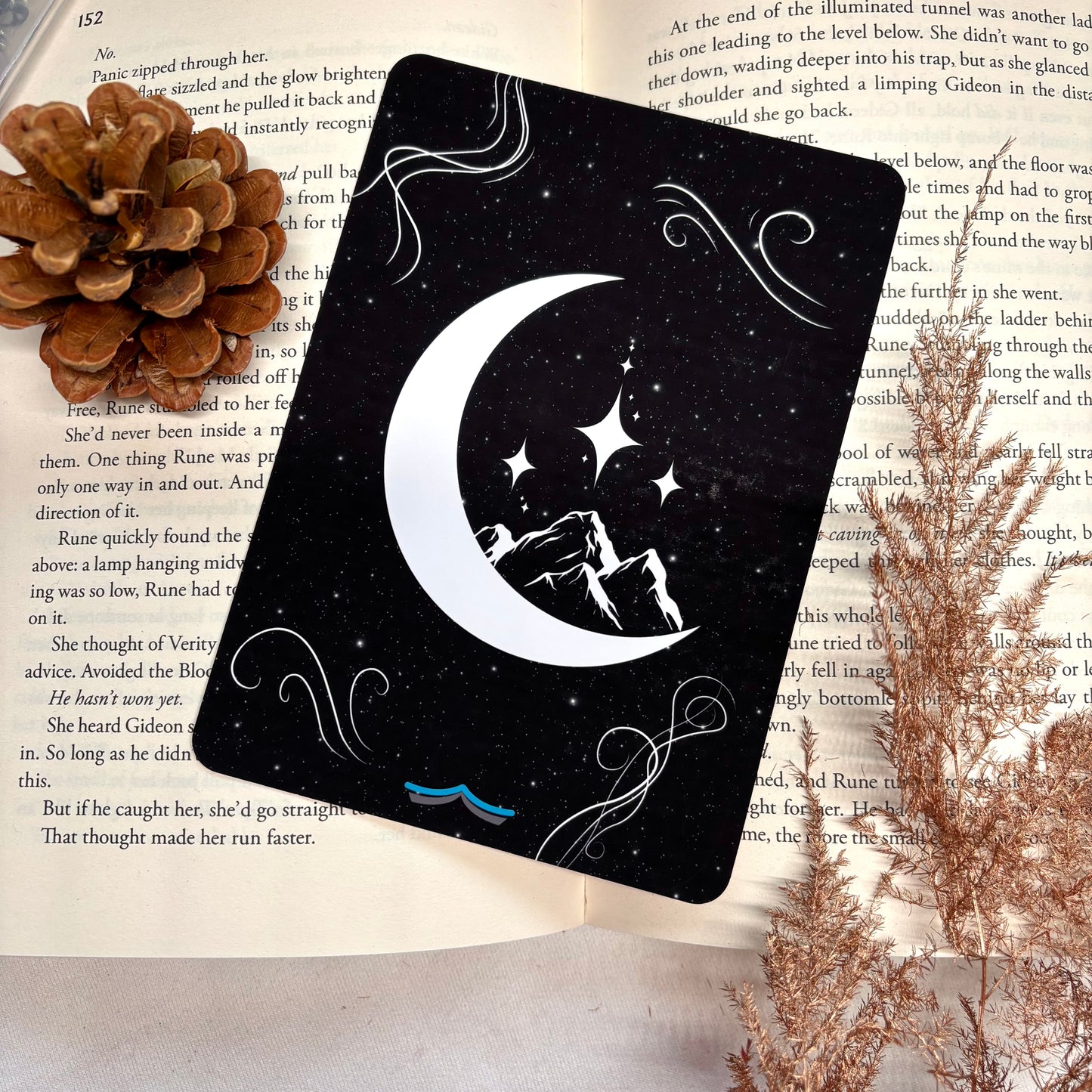 E-reader Insert Night Court