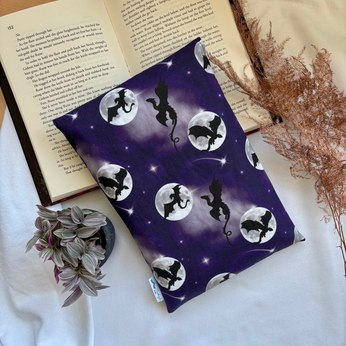 Book Sleeve Dragon Fire