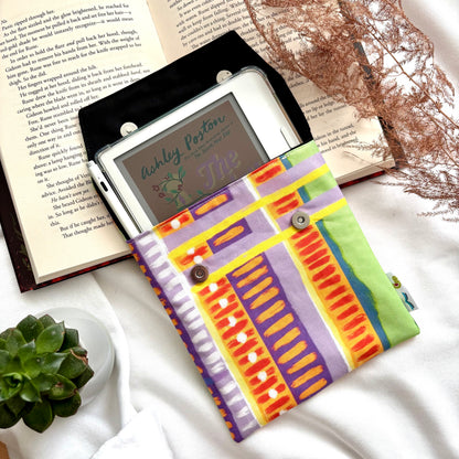 E-reader Library Colors Cut Studio Copp