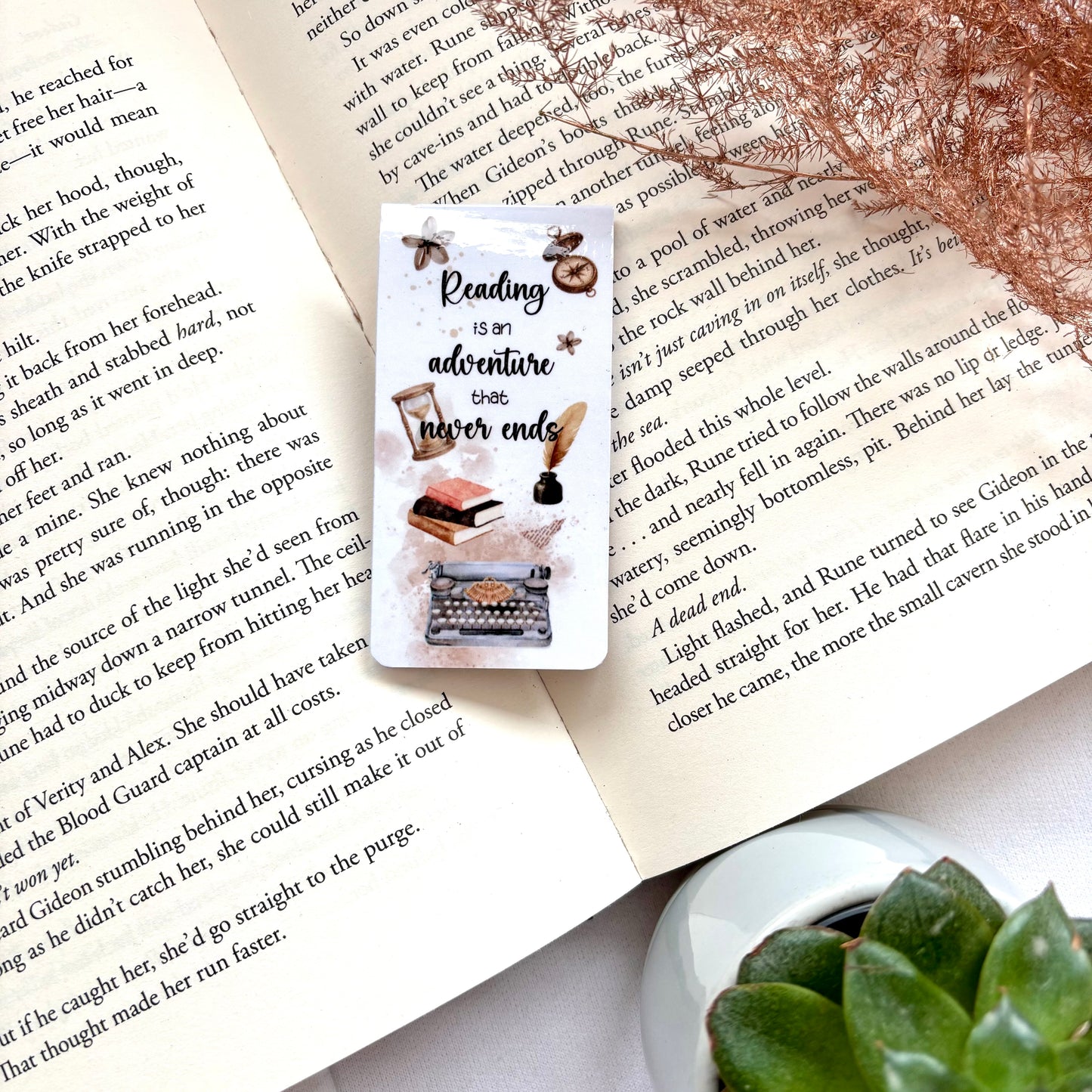 Magnetische boekenlegger Adventurous Letters