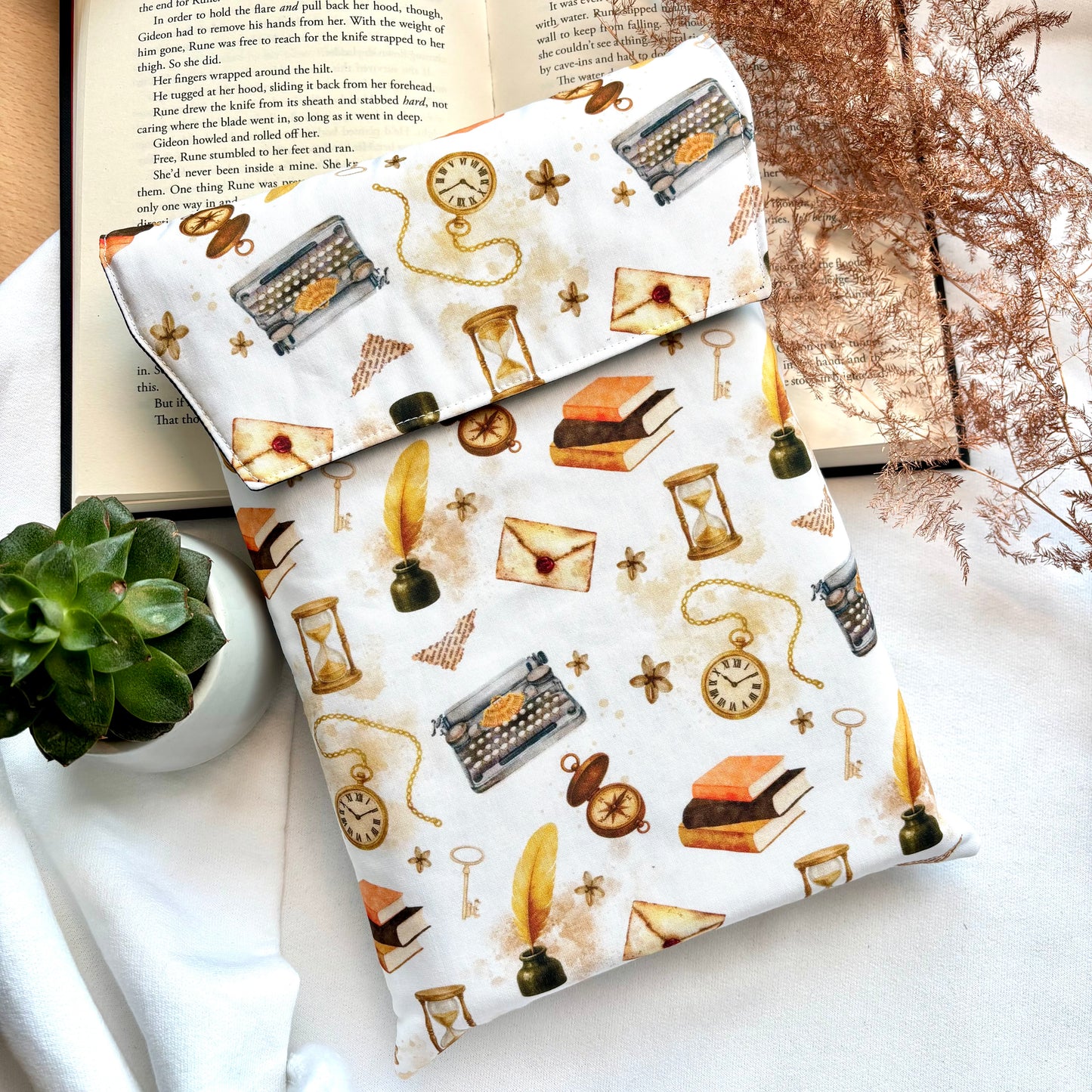 Boek Sleeve Adventurous Letters