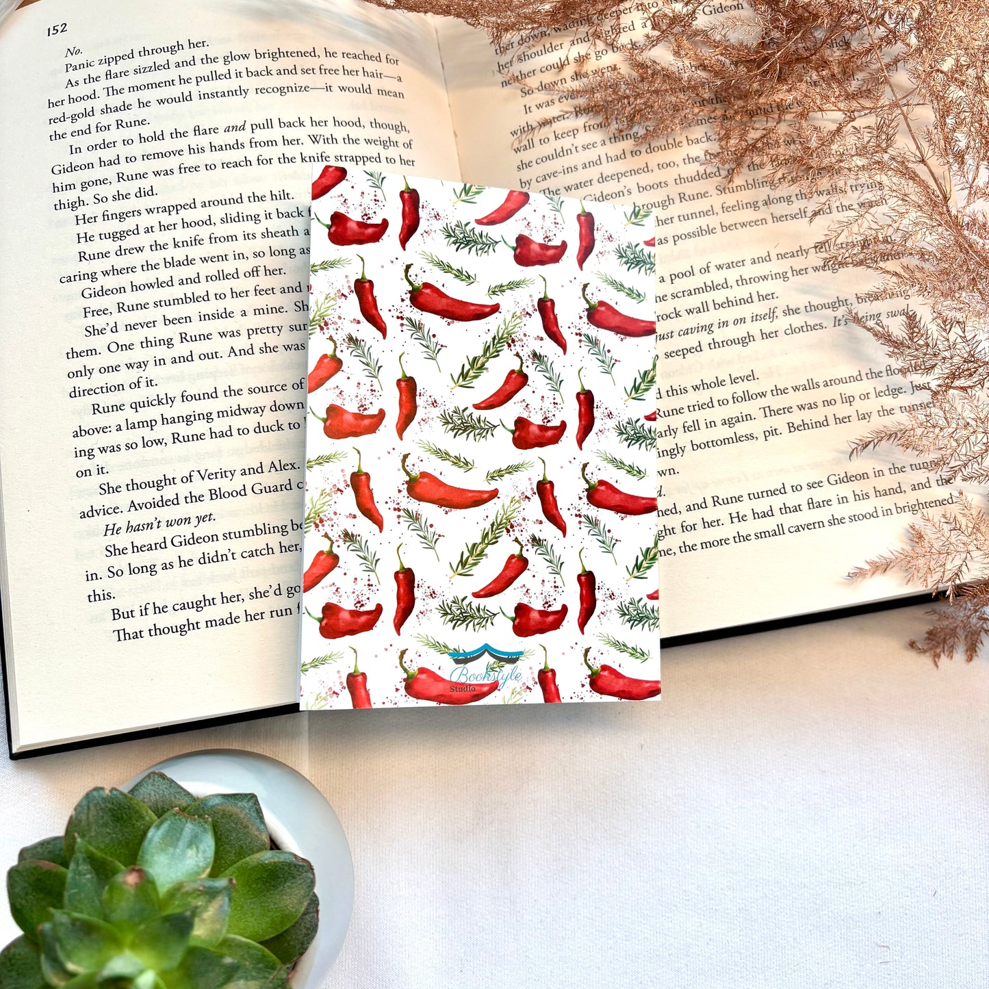 Bookish Wenskaart Low-key Spice