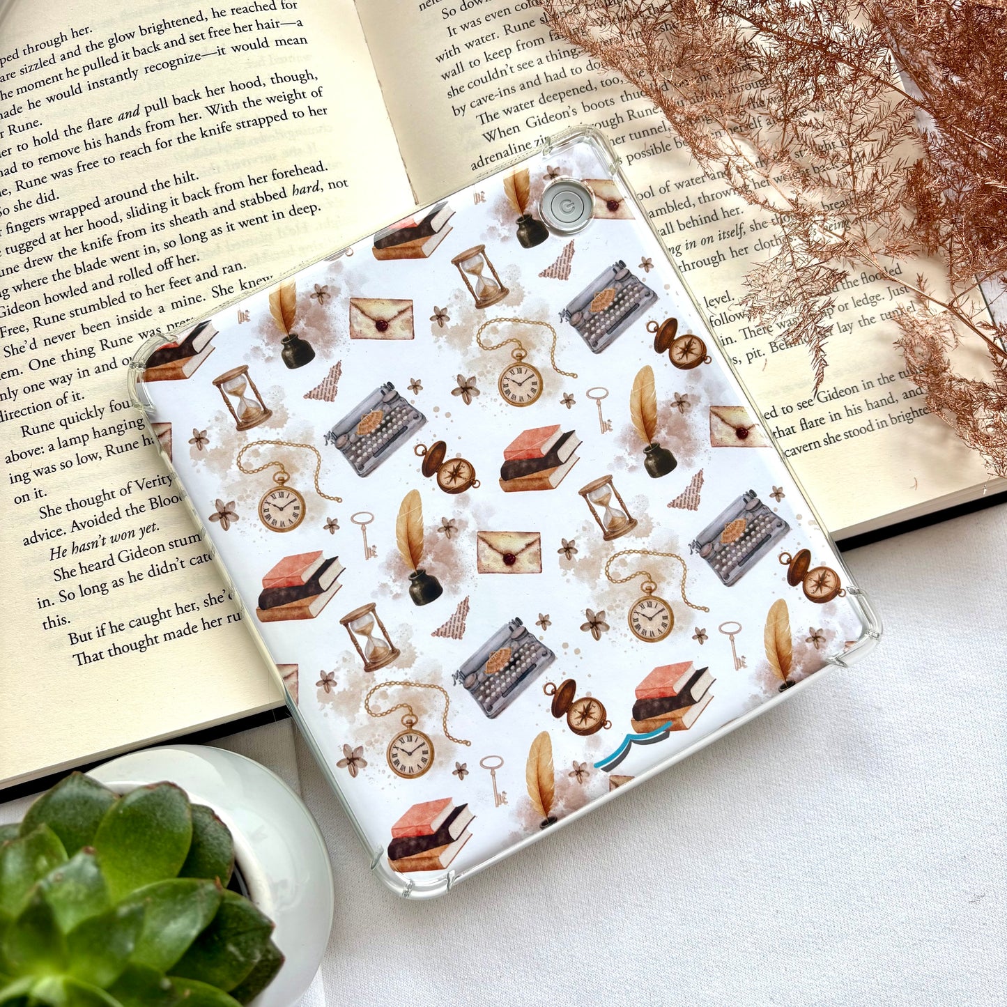 E-reader Insert Adventurous Letters