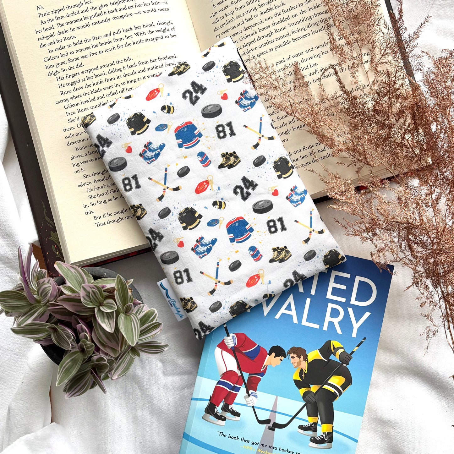 E-reader Sleeve Fourteen Ten (Pride Month)