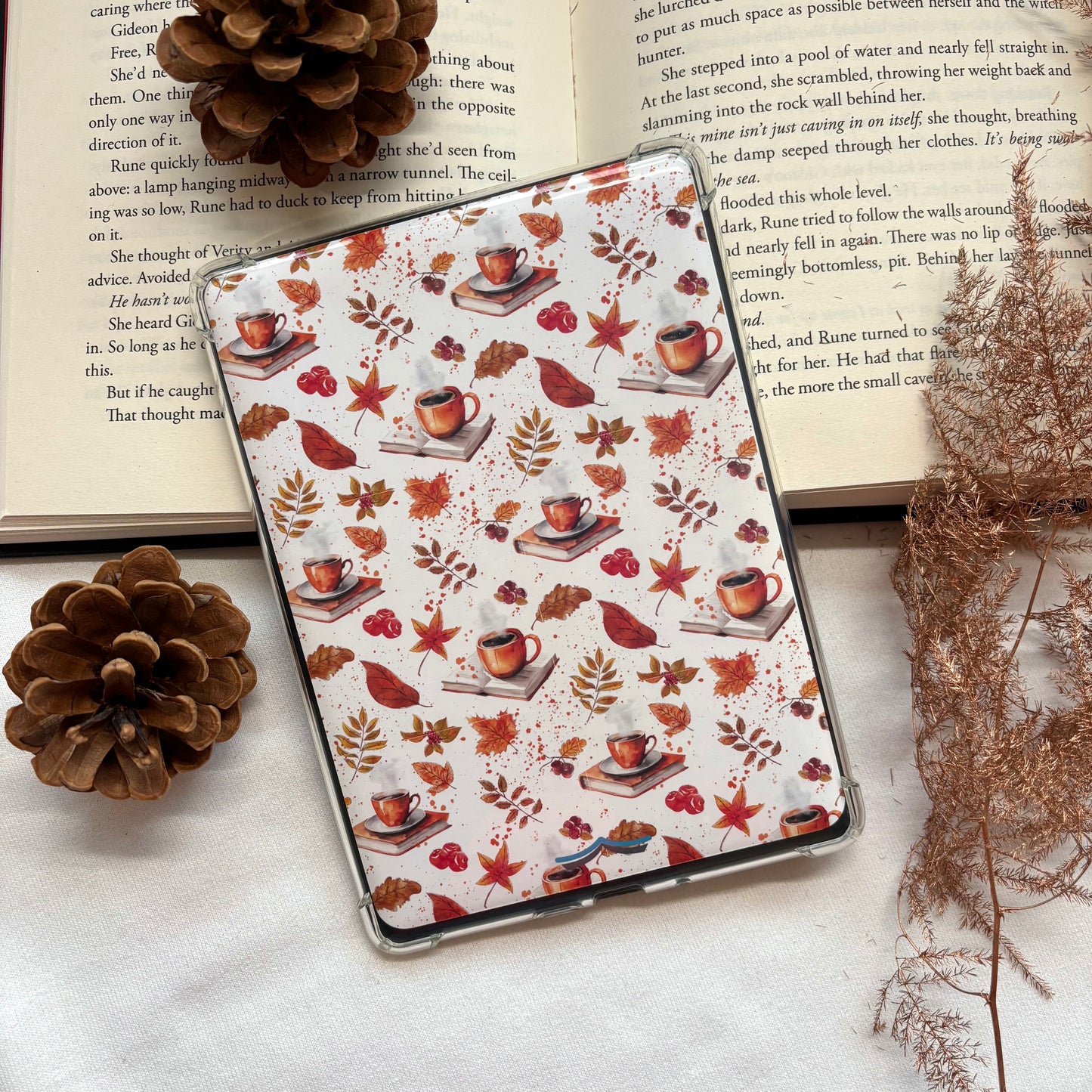 E-reader Insert Cozy Fall