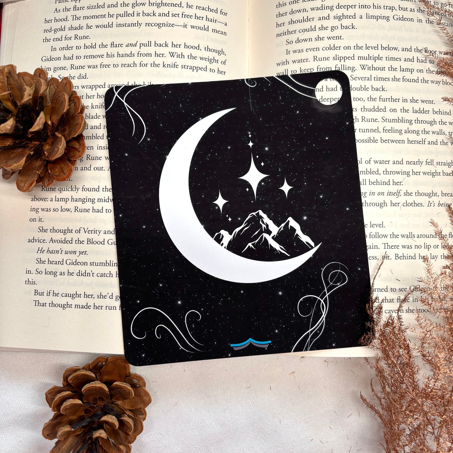 E-reader Insert Night Court