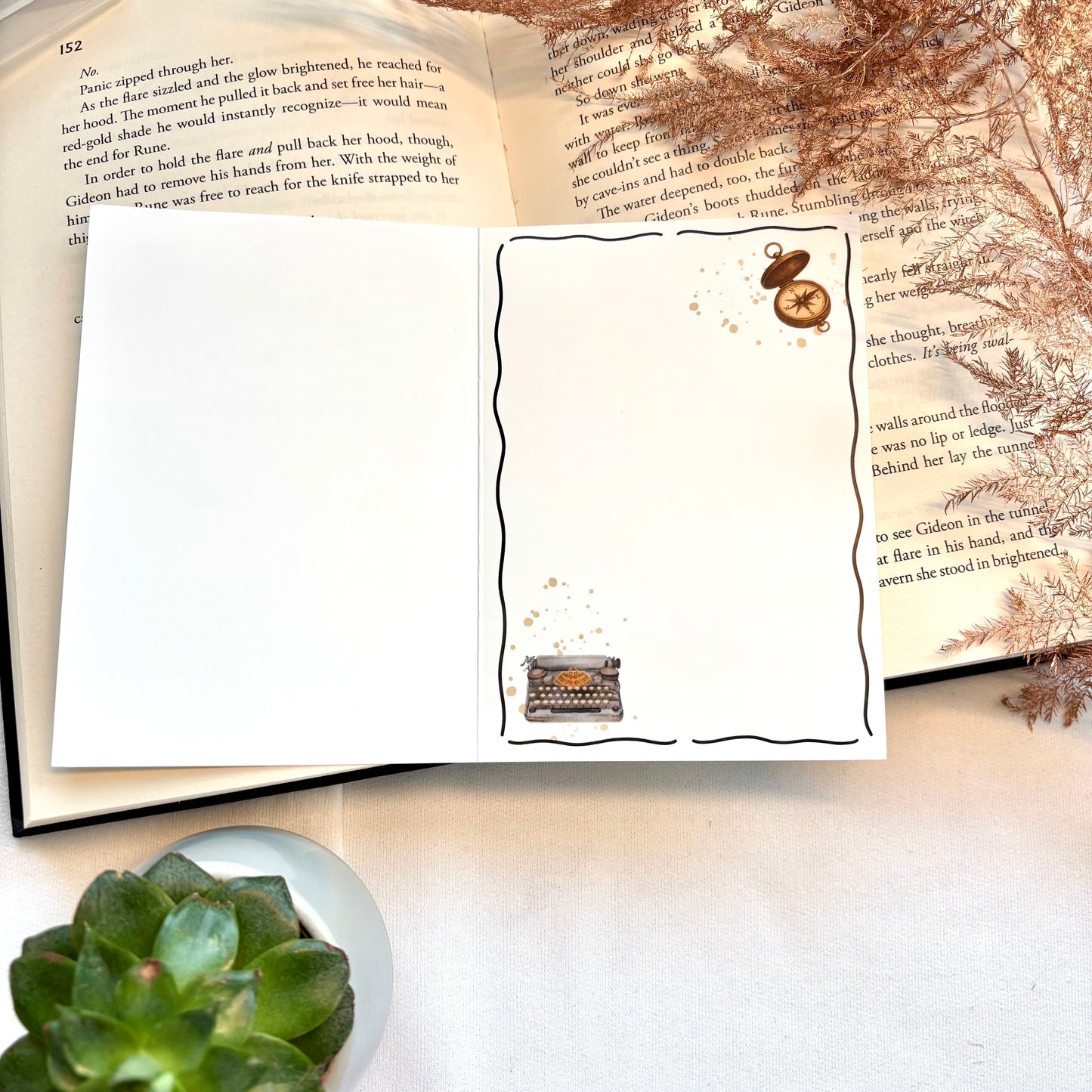 Bookish Wenskaart Adventurous Letters
